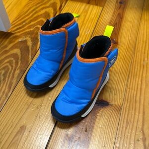 Sorel size 9 snow boots